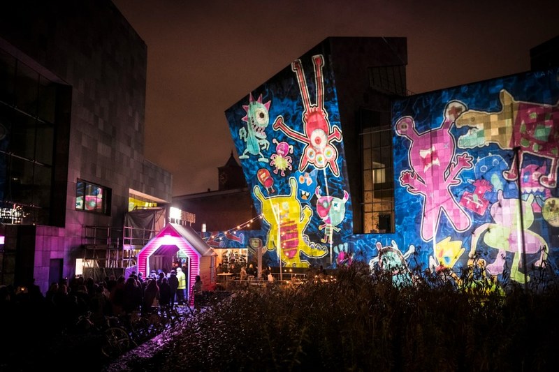 Children's Art Club: GLOW special